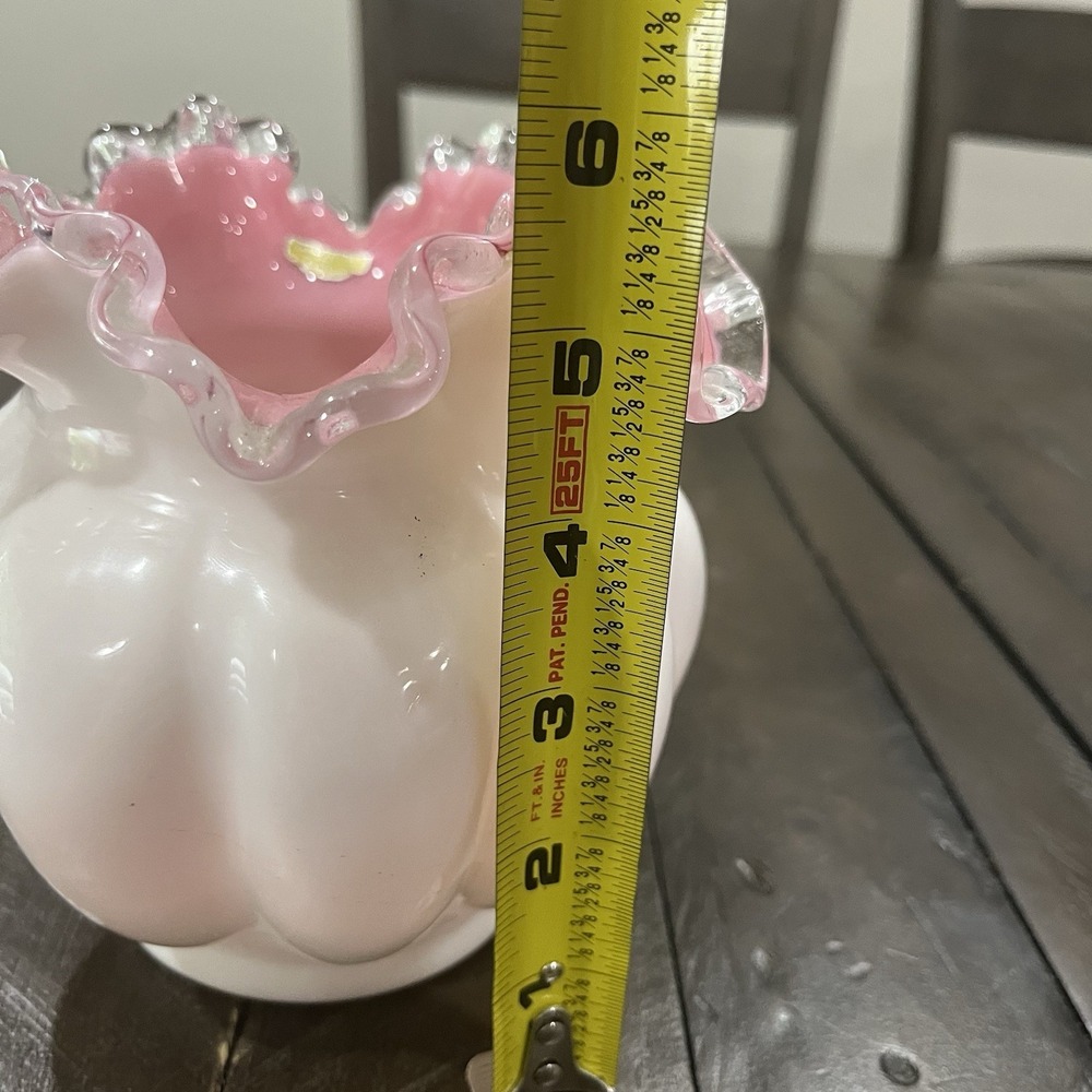 Fenton Peach Pink Crest Mellon Vase Silver Crest‎ White Milk Glass Sticker 1940s - Picture 8 of 9